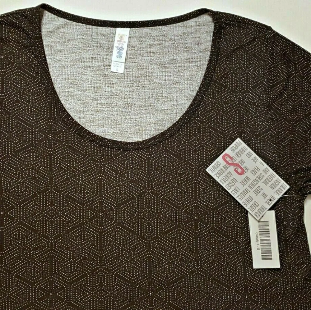 NWT LuLaRoe S Art Deco Geometric Black Classic T Tee Top - Pretty Gift! - Picture 3 of 16